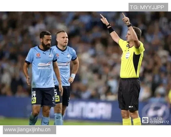 马克龙心目中的足球偶像与他对足球的热爱之路