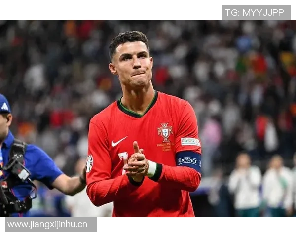 足球明星的绝技揭秘:从梅西的盘带到C罗的头球技巧全解析